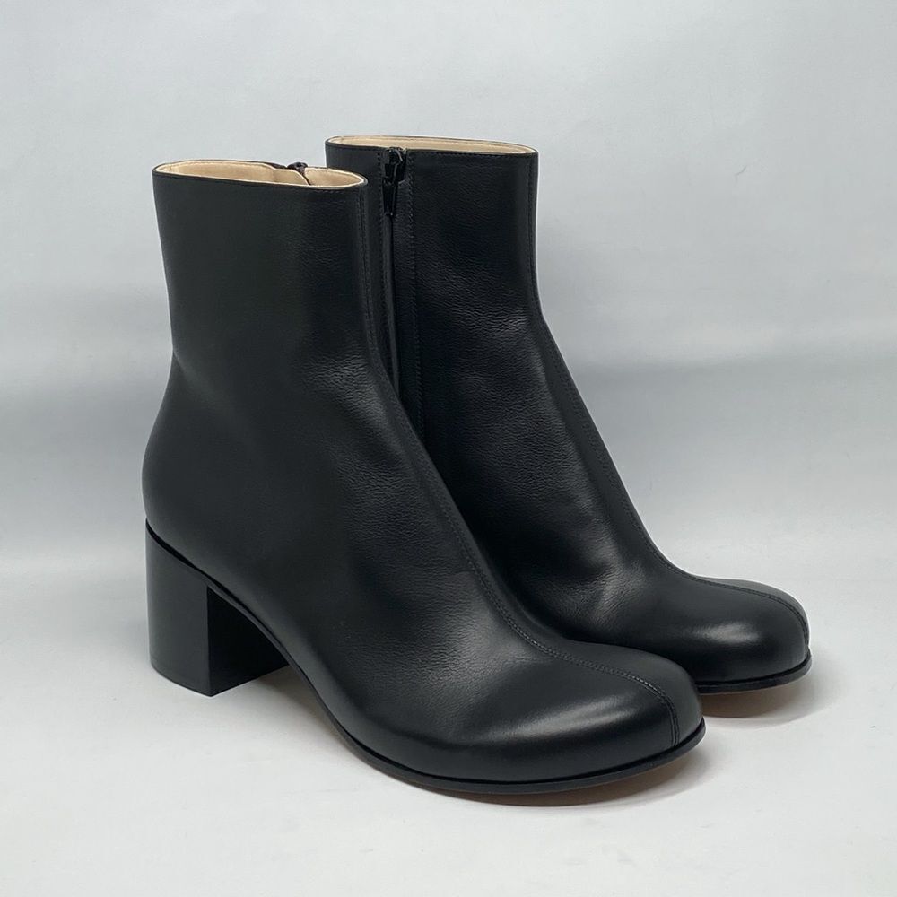 Loewe Terra 60MM Leather Ankle Booties size 39